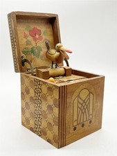 ANTIQUE INLAID SORENTO WARE