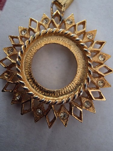 Vintage gold tone - gold,