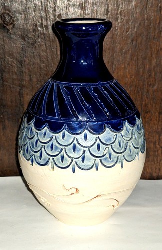 Vase artist signed early - vase.,