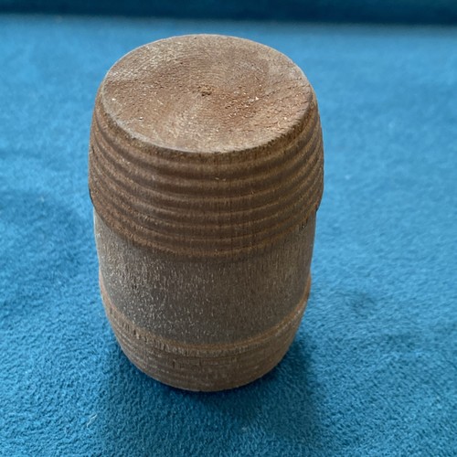 Antique small treen wooden - treen,