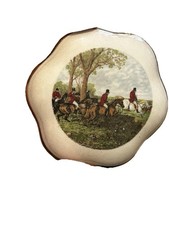 Palissy Royal Worcester Spode Lidded Trinket Box.