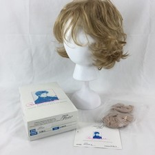 Raquel Welch Signature