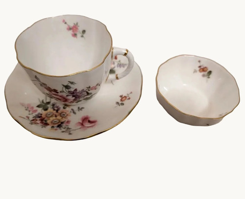 Royal crown derby - royal, posies