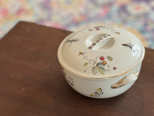 Royal worcester strawberry - royal,