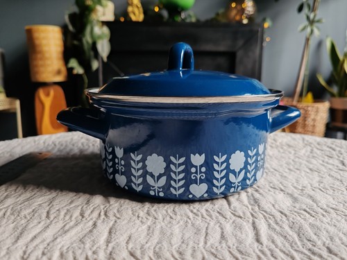 Vintage enamel pot herma - ,,