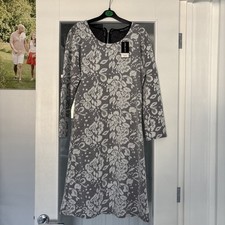 BNWT Ladies Select Dress Size