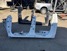 TOYOTA HILUX SILL CUT DOUBLE