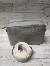NEW Thirty One Boutique