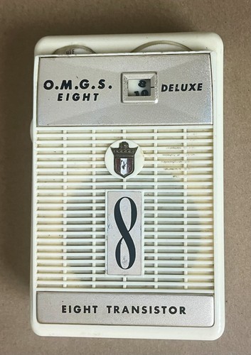 Working 1963 transistor radio - working,