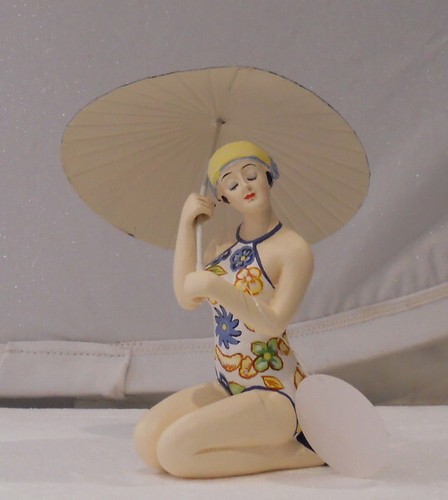 Enesco bathing beauty doris - enesco,