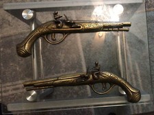 Flintknock Pistol ( antiques )
