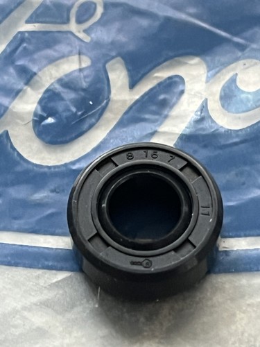 Speedo drive oil - oil, seal