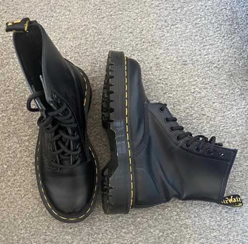 Martens black leather - martens,