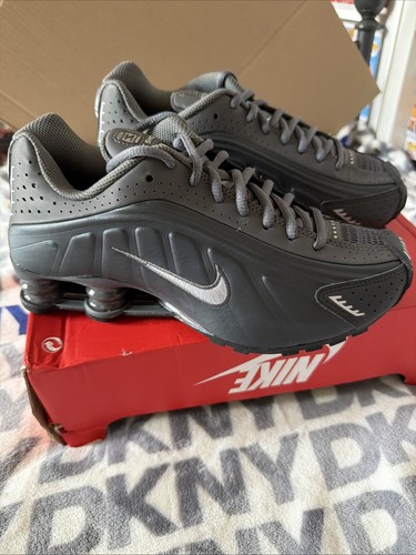 Nike shox - shox, r4