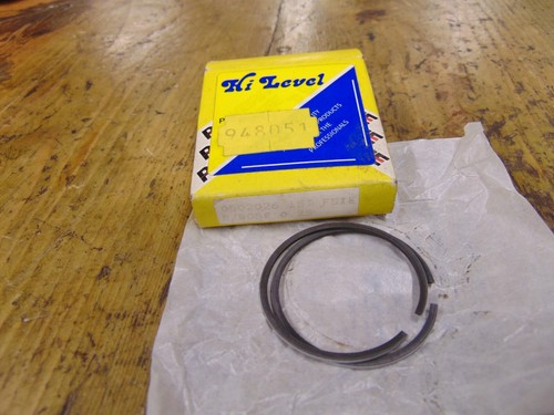 Replacement piston rings for - rings,
