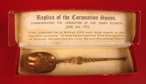 Vintage souvenir spoon - souvenir,