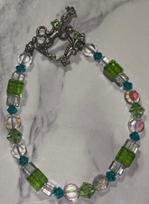 Vintage Green Glass Beaded Silver Tone Bracelet YL-41