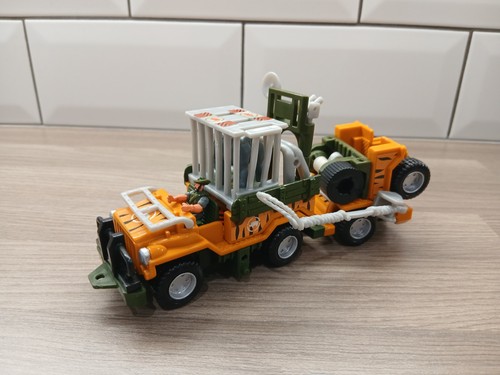Matchbox mega rig rescue rhino - mega-rig,