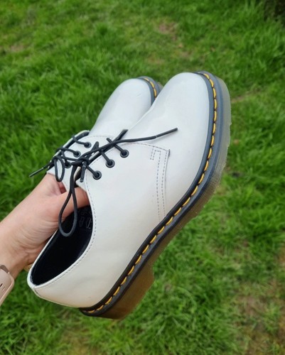 Martens white patent - dr.,