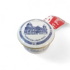 Kingston Pottery Hull Ceramic Pretty Large Trinket Museum Decorative Box 