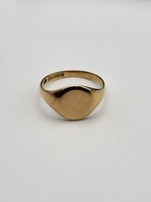 18ct Gold Oval Signet Ring