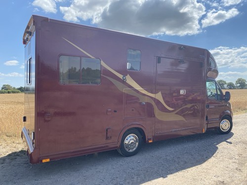 Ton horsebox - ton,
