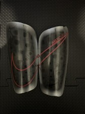 Nike Mercurial Lite Shin Guard