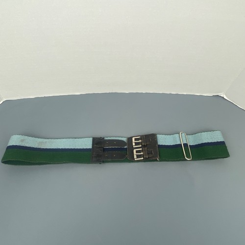 Genuine royal signals stable - royal,
