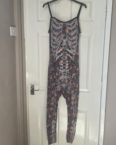 Iron fist skeleton floral - iron,