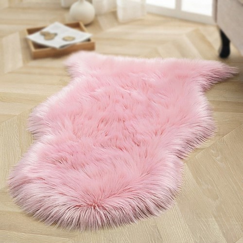 Soft fluffy faux sheepskin - soft,