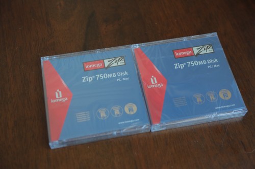 New sealed iomega - 2, x