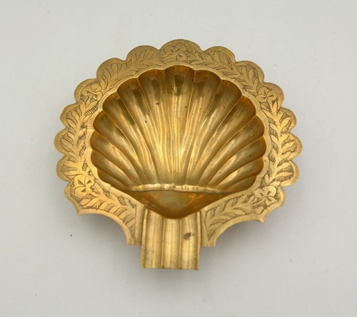 Vintage shell shaped brass - shell,