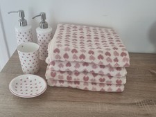 Nina Campbell Bathroom Set