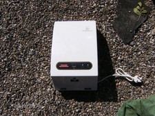 STERILLO AUTOMATIC HAND STERILIZER SANITISER WALL MOUNTED 240 VOLTS