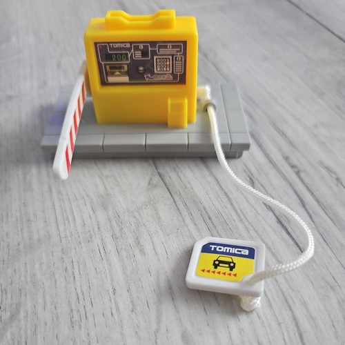 Tomy tomica hyper city parking - tomica,