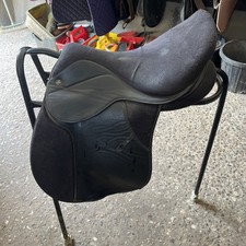 Thorowgood Saddle 17 Inch