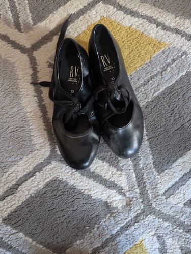 Girls black tap shoes - shoes, size