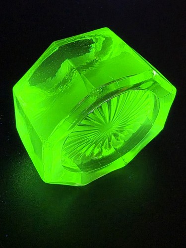 Rare antique uranium glass - rare,
