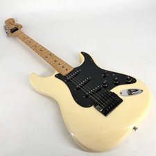 1977 Fender American Stratocaster – Olympic White