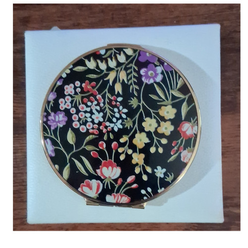 Collectible vintage stratton - collectible,