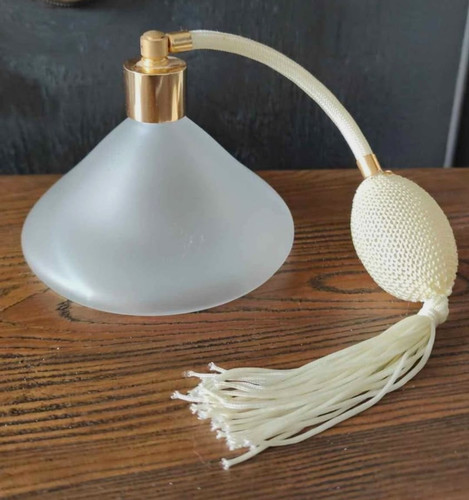 Frosted glass perfume atomiser - glass,