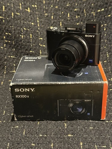 Sony cyber shot dsc - cyber-shot, v