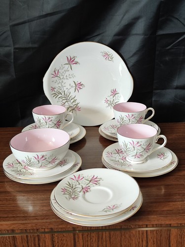 Royal tuscan blush lily - royal, d1810