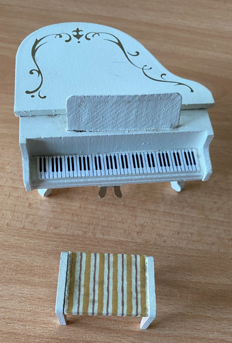 Lundby dolls house piano - dolls,
