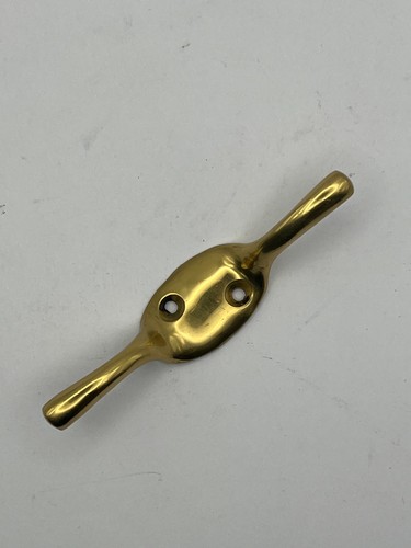 Solid brass cleat hook - brass, 3/4"
