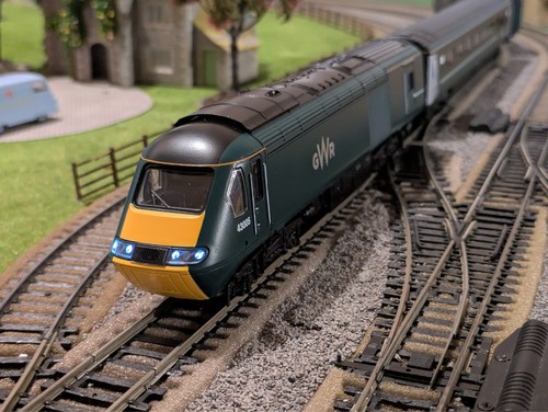 Hornby r1230 gwr high speed - high,