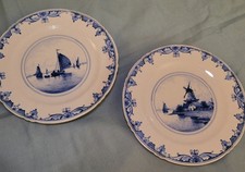 2 x Royal Delft Handpainted
