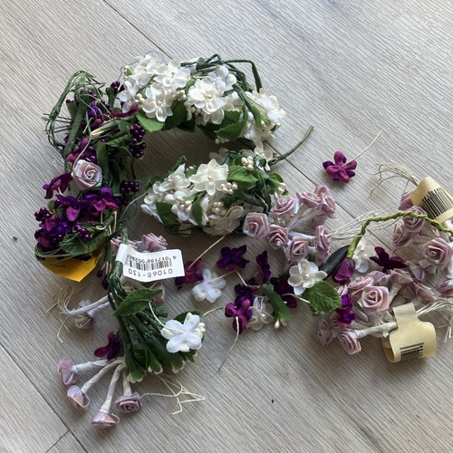 Miniature fabric flowers for