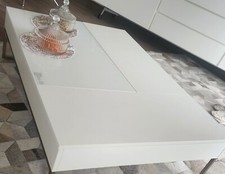 tea table livingroom