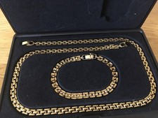 Mary Quant Necklace And Matching Bracelet In Mary Quant Box 